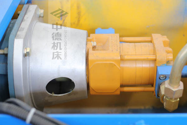 ZDPK-10032采用國(guó)內(nèi)一流品牌電機(jī)及油泵，動(dòng)力強(qiáng)勁，噪音低