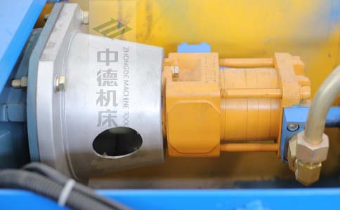 ZDPK-8025采用國內(nèi)一流品牌電機(jī)及油泵，動力強(qiáng)勁，噪音低.jpg